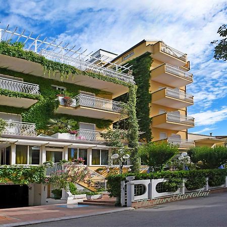 Hotel Marconi Католика Екстериор снимка