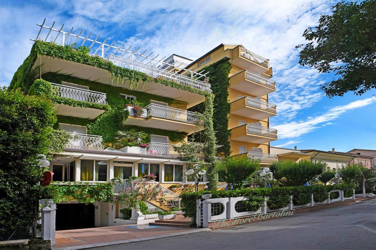 Hotel Marconi Католика Екстериор снимка