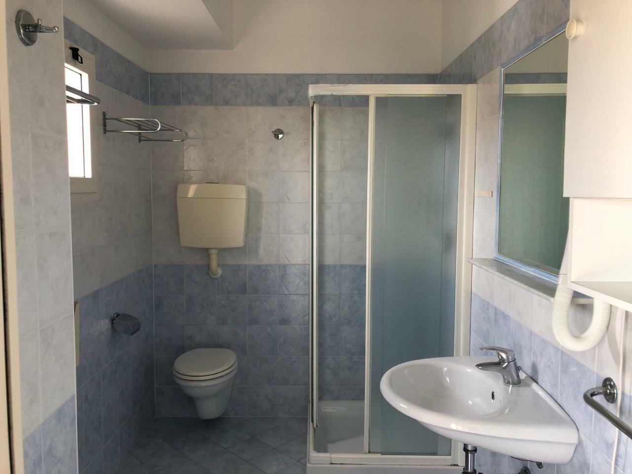 Hotel Marconi Католика Екстериор снимка