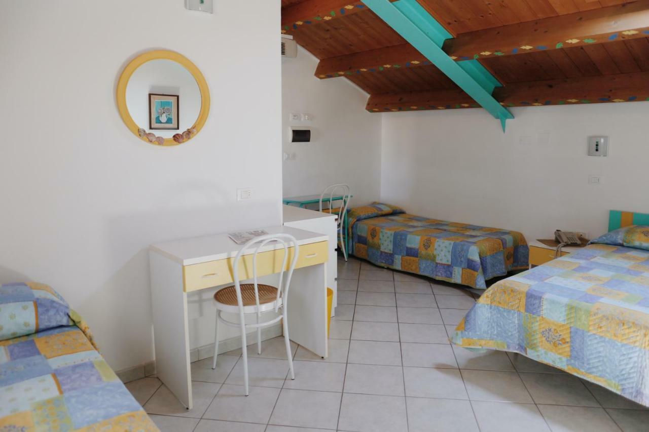 Hotel Marconi Католика Екстериор снимка