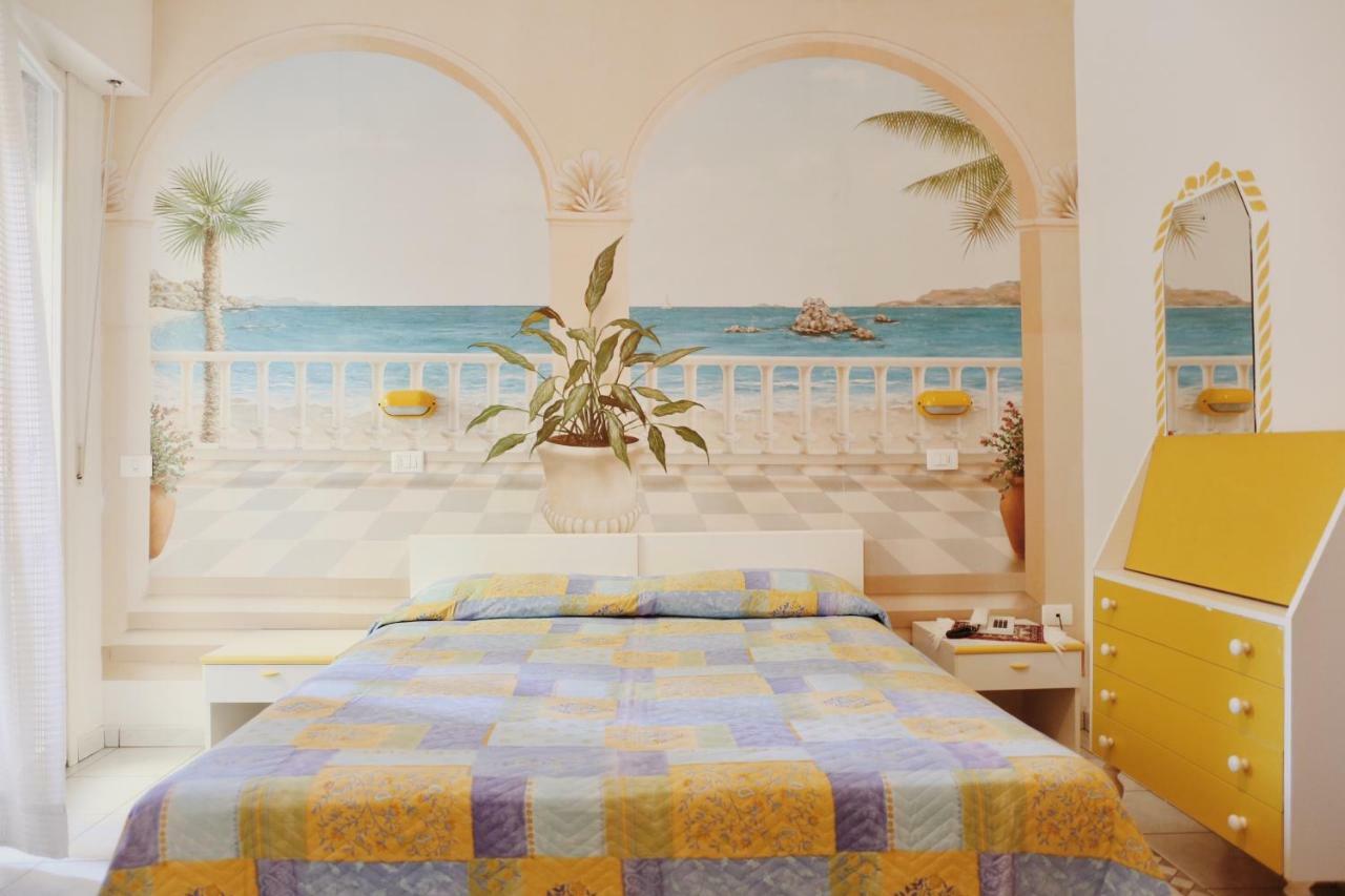 Hotel Marconi Католика Екстериор снимка