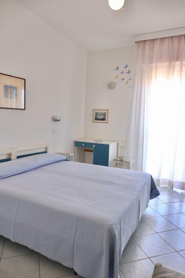 Hotel Marconi Католика Екстериор снимка